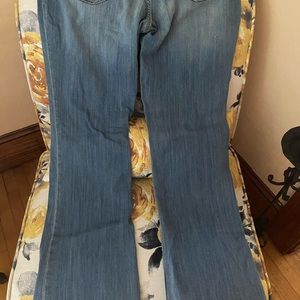 Size 14 Gap curvy flare